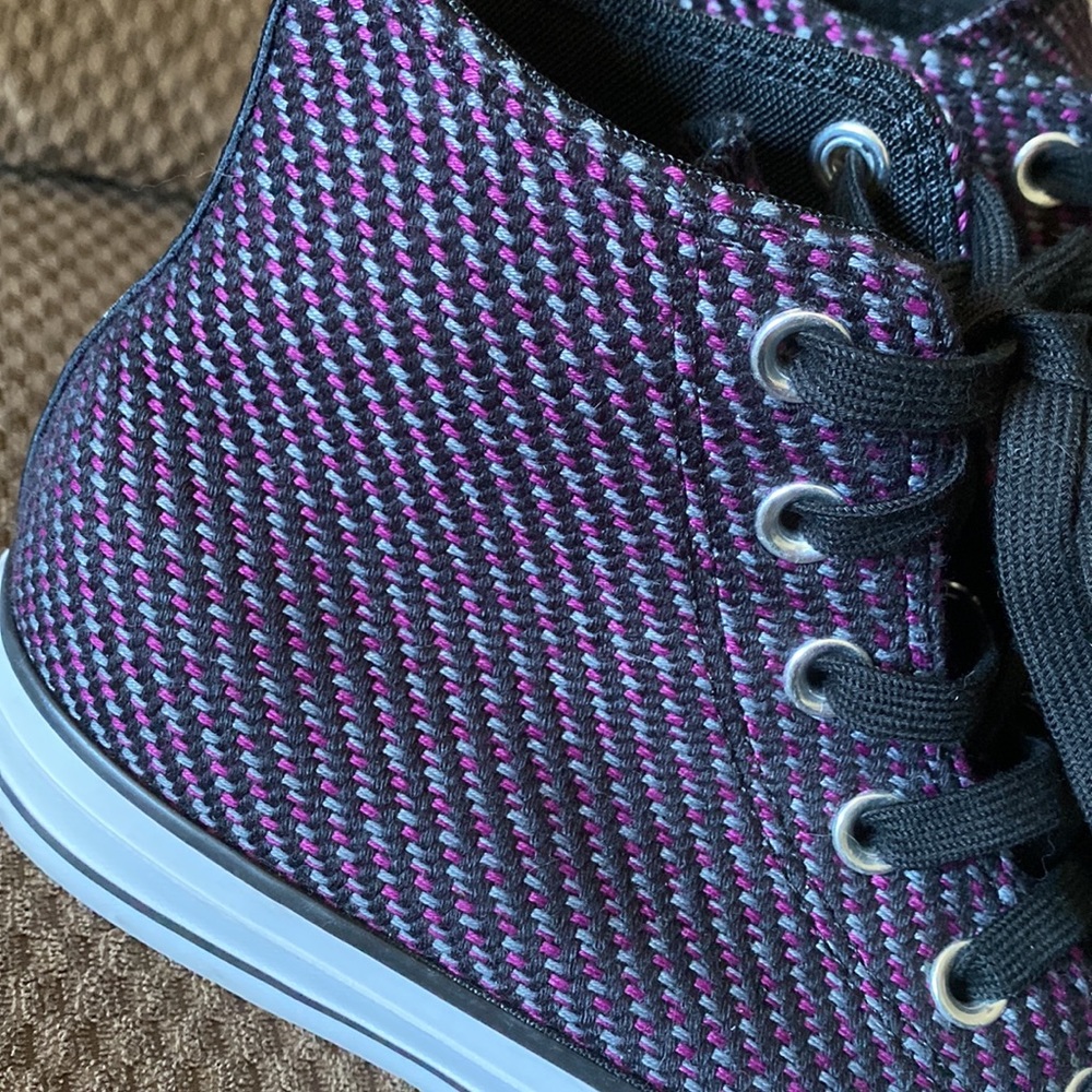 Unique Converse All Star Chuck Taylors - Picture 8 of 10